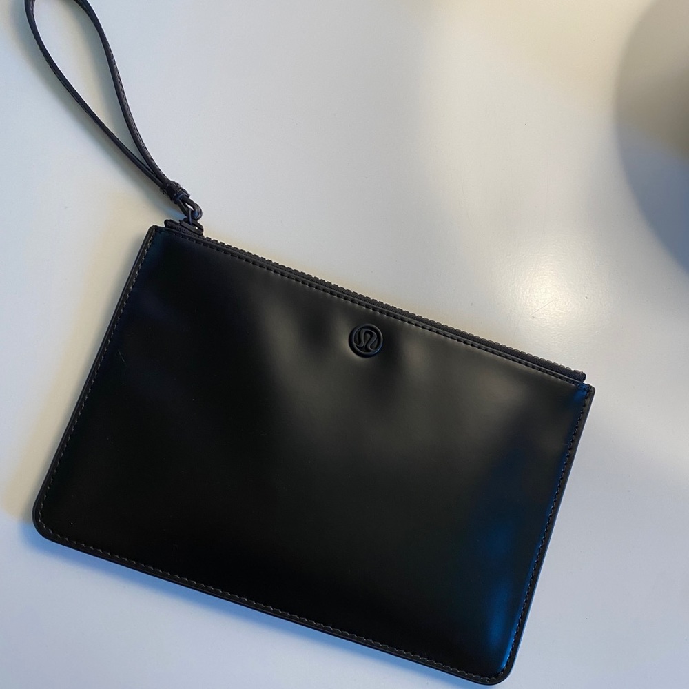 Lululemon Wristlet - Black